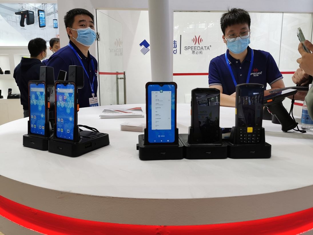 O pino Pogo de carga de alta corrente se aplica ao PDA